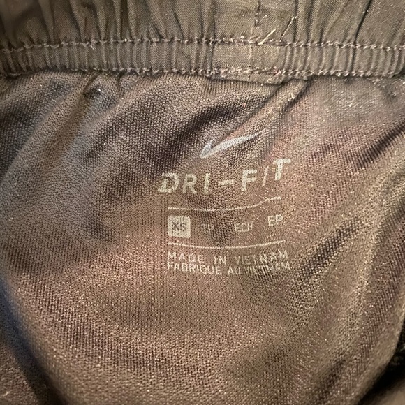 X-Small, Nike Dri Fit Shorts - Picture 2 of 2